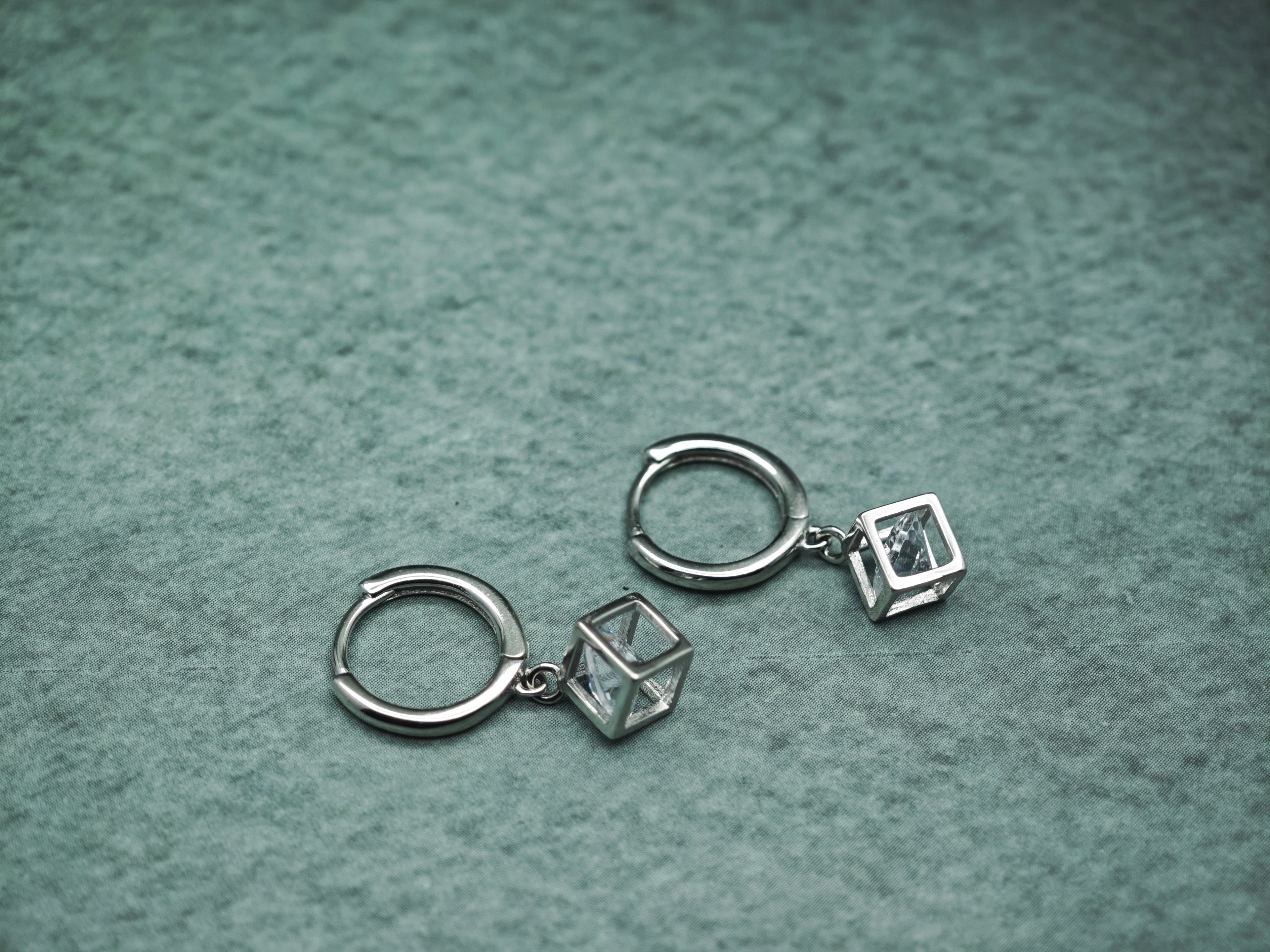 Earings
