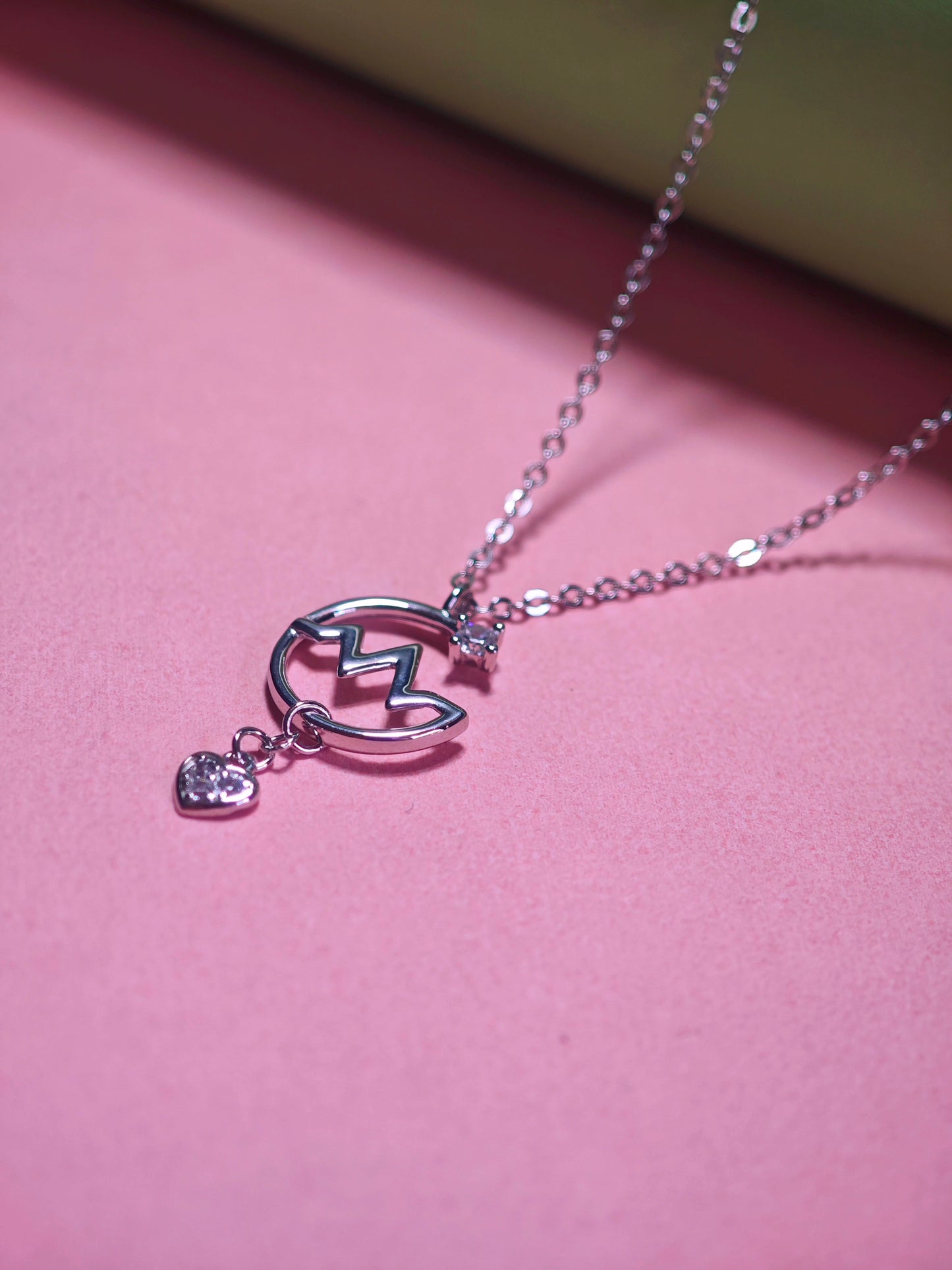 Necklace pendant V1
