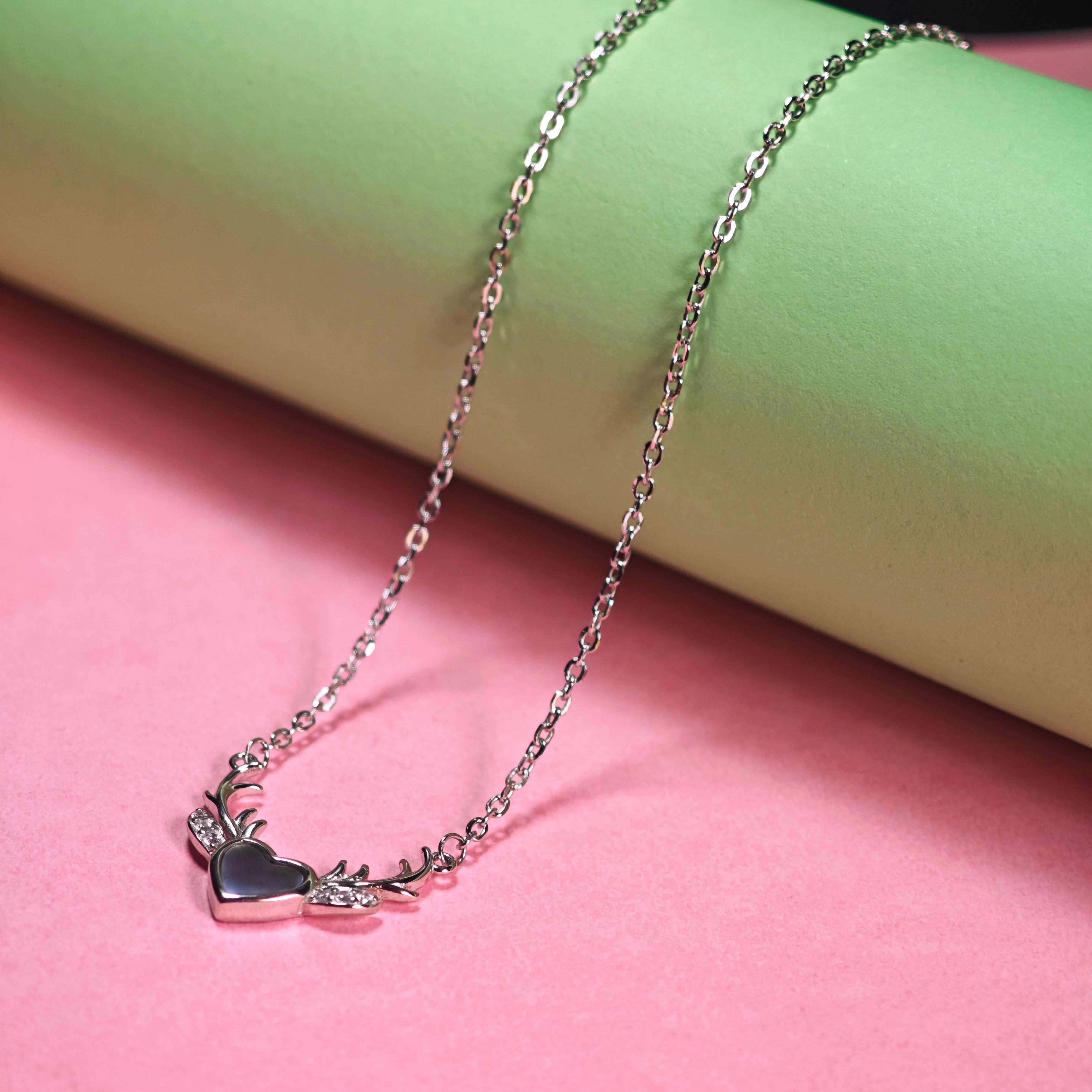 Necklace pendant heart 3