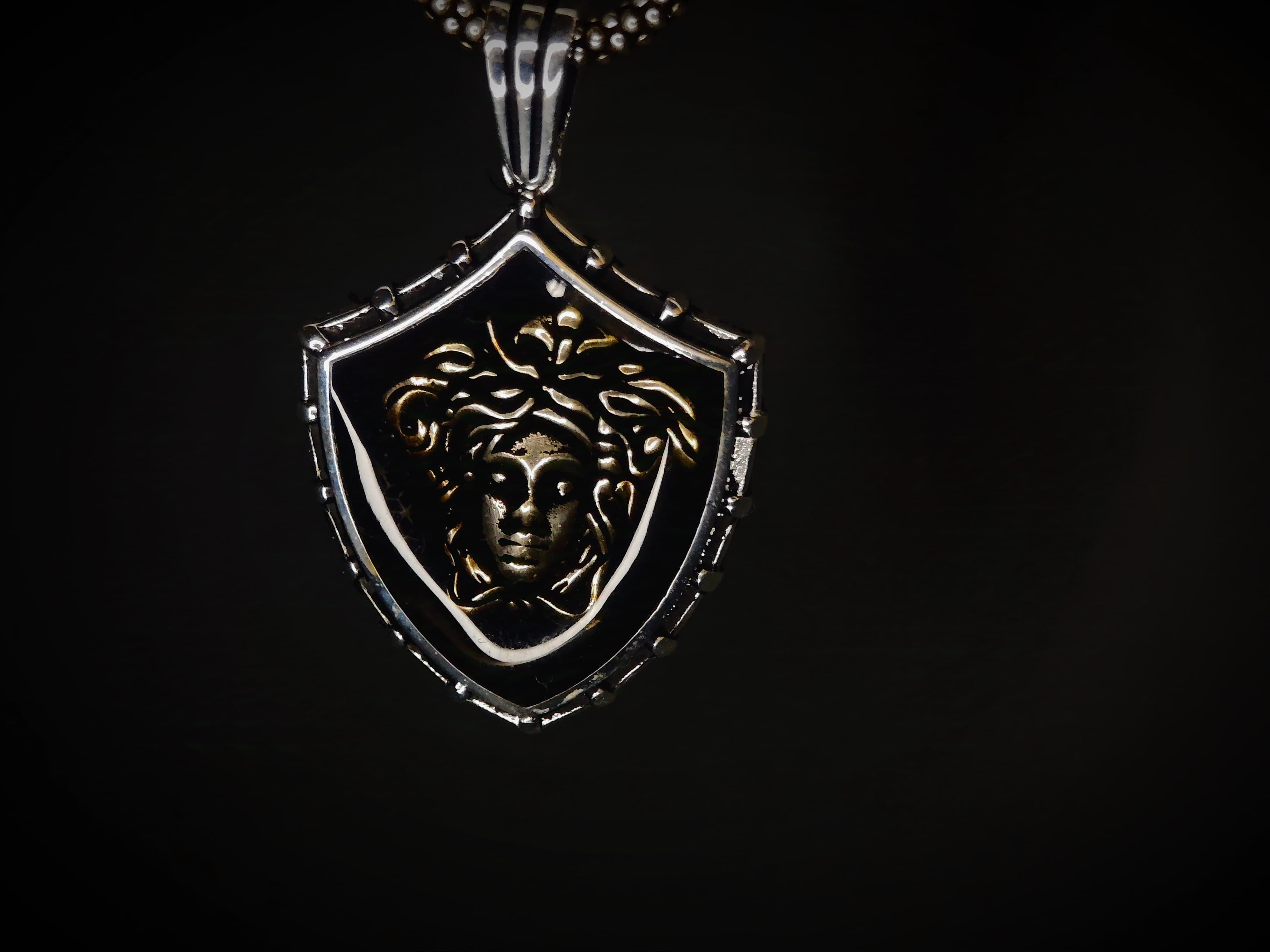 Mysterious Pendant(edition with golden finish)