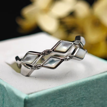 925 Sterling Silver Mother of Pearl Statement Ring