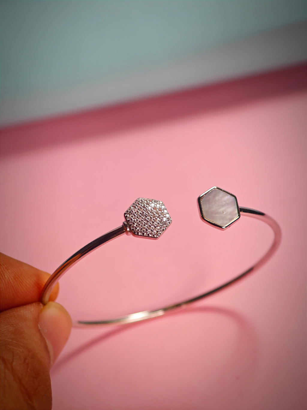 Elegant kada pearl finish