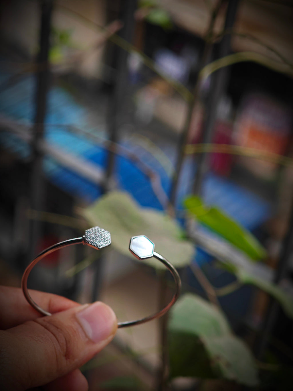 Elegant kada pearl finish