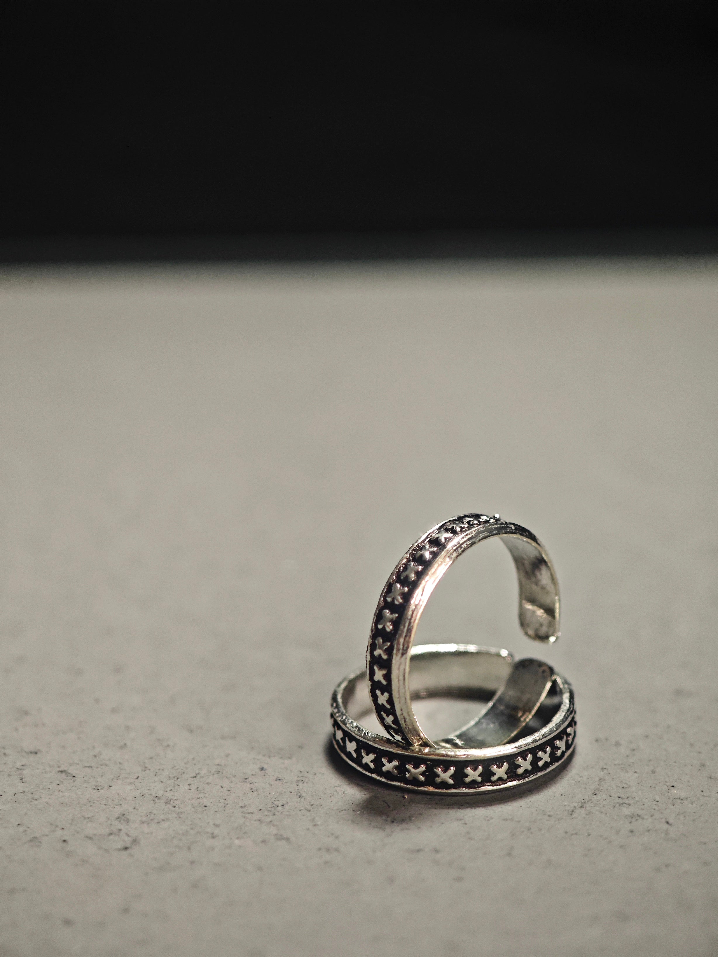 Toe ring oxidise