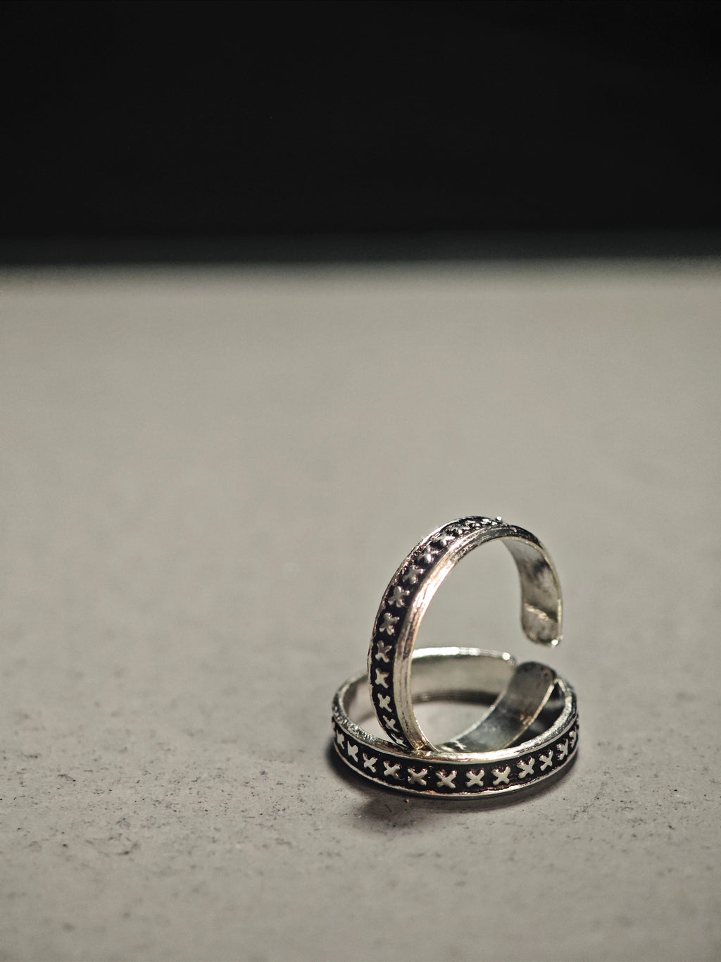 Toe ring oxidise