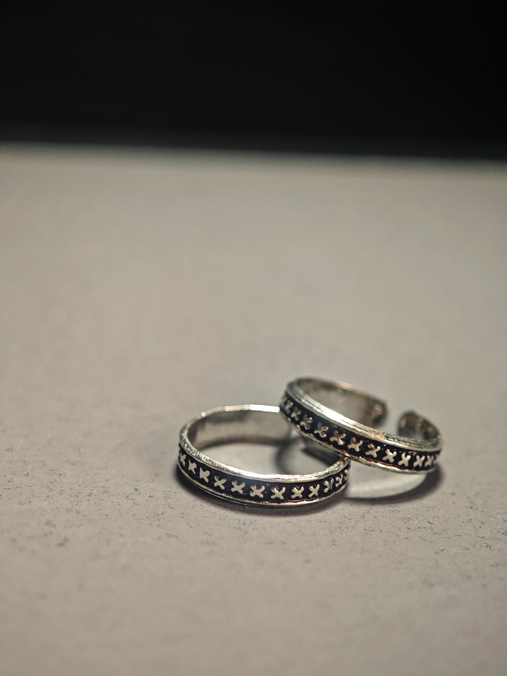 Toe ring oxidise