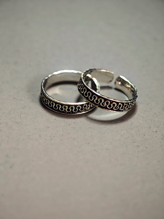 Toe ring oxidize