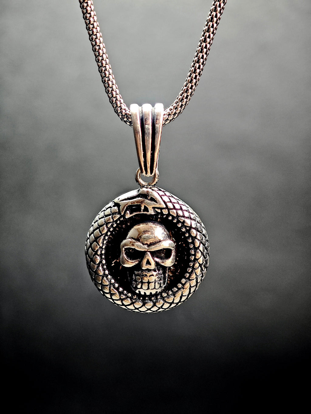 Skull pendant
