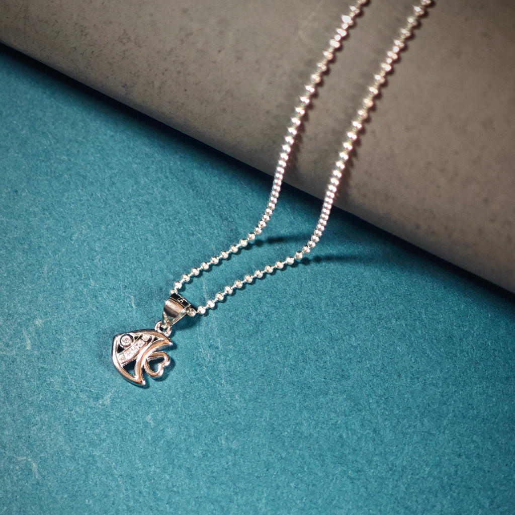 Necklace pendant fish
