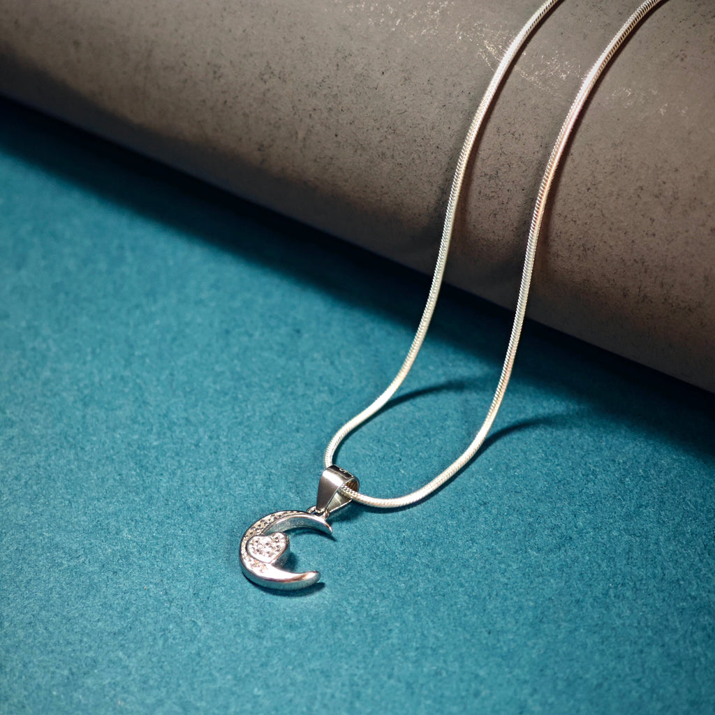 Necklace pendant moon v2