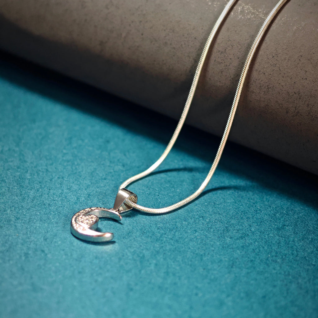 Necklace pendant moon v2