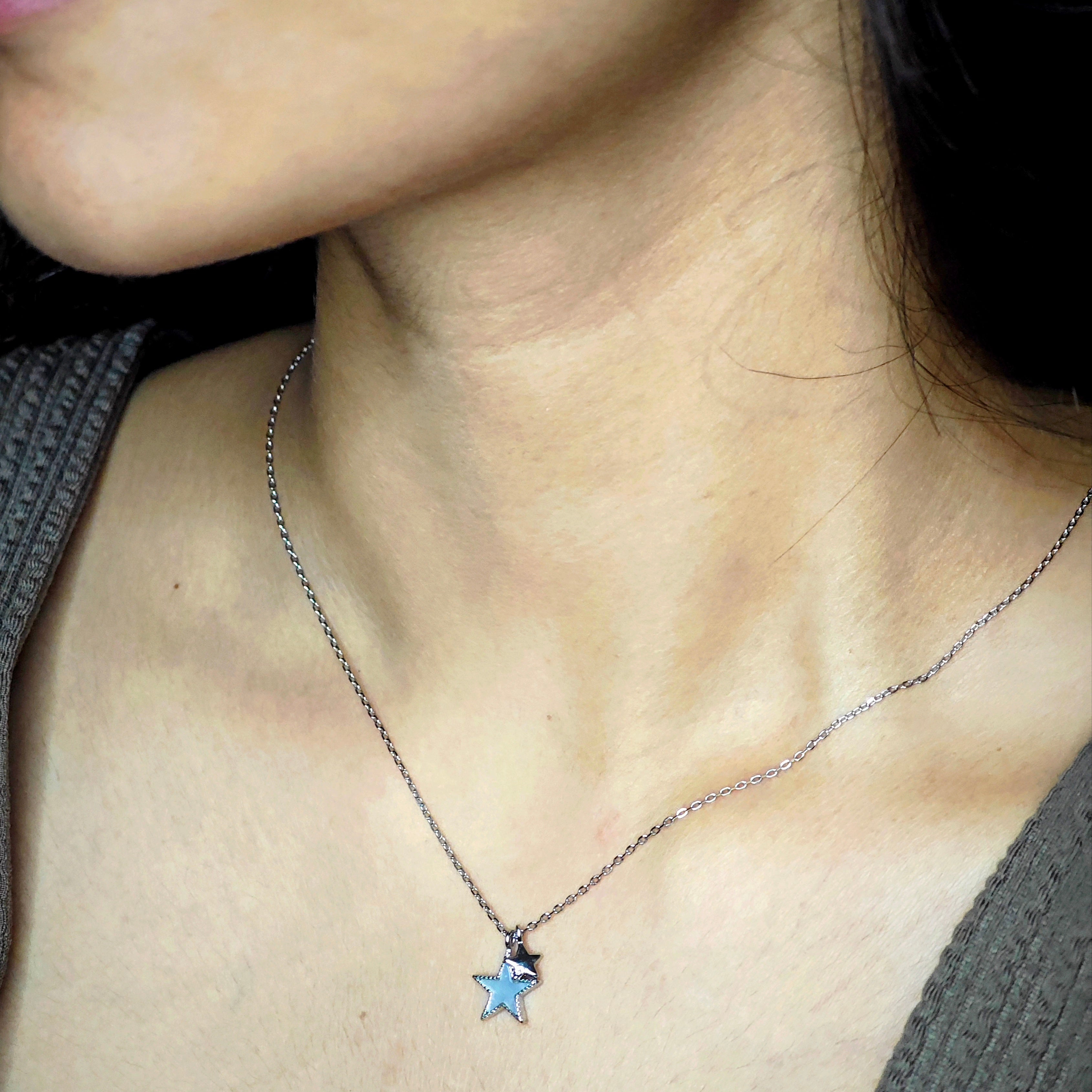 Necklace pendant star