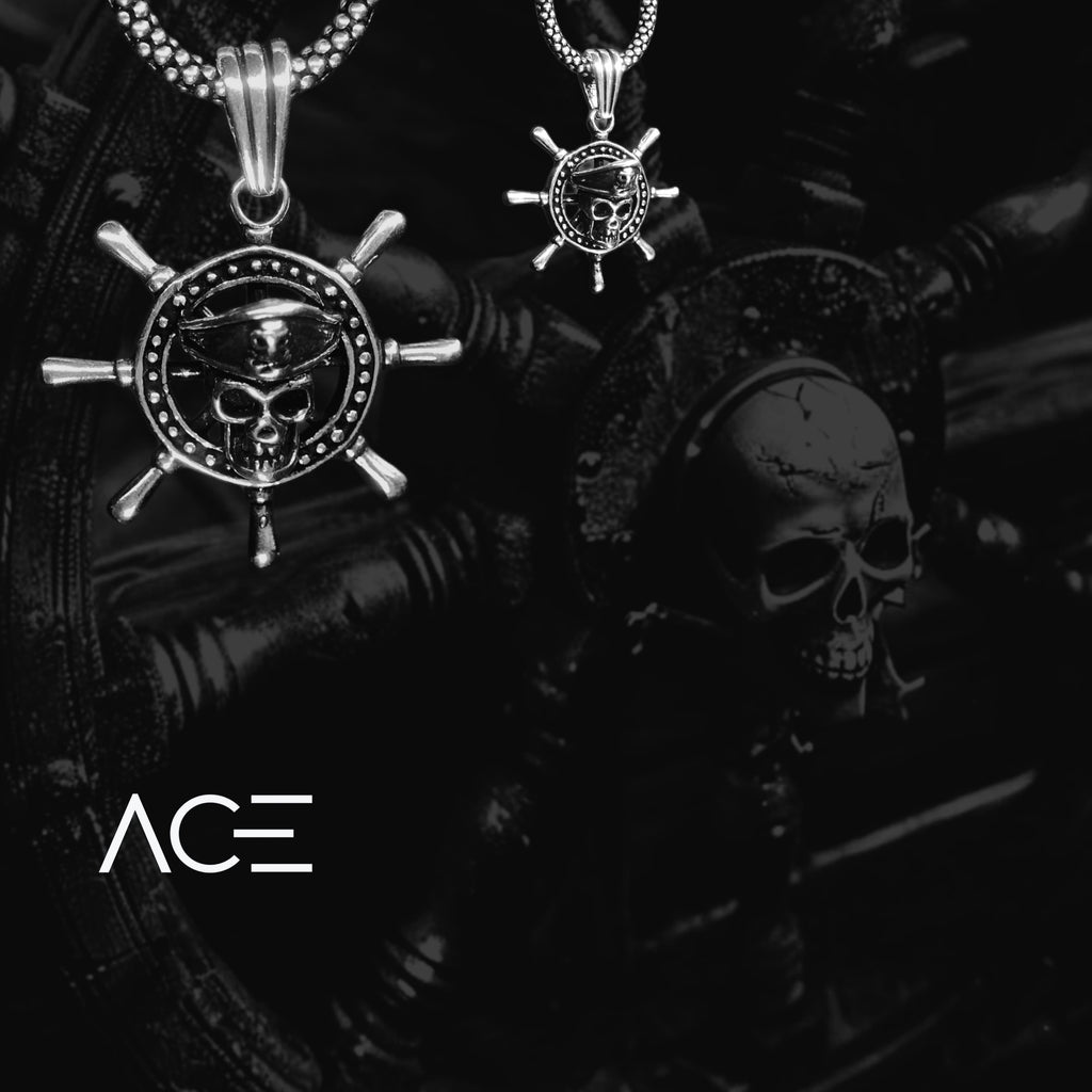 Sailor skull 2 pendant