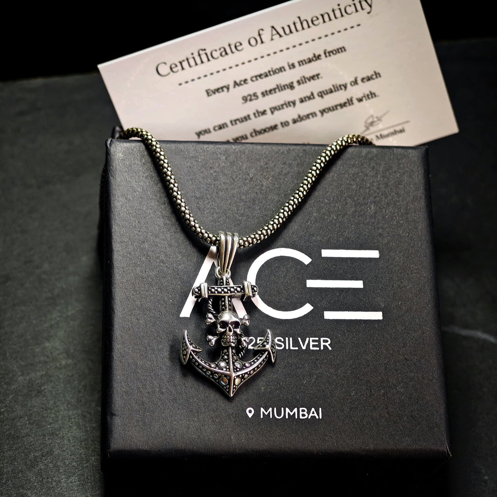 Anchor skull 2 pendant