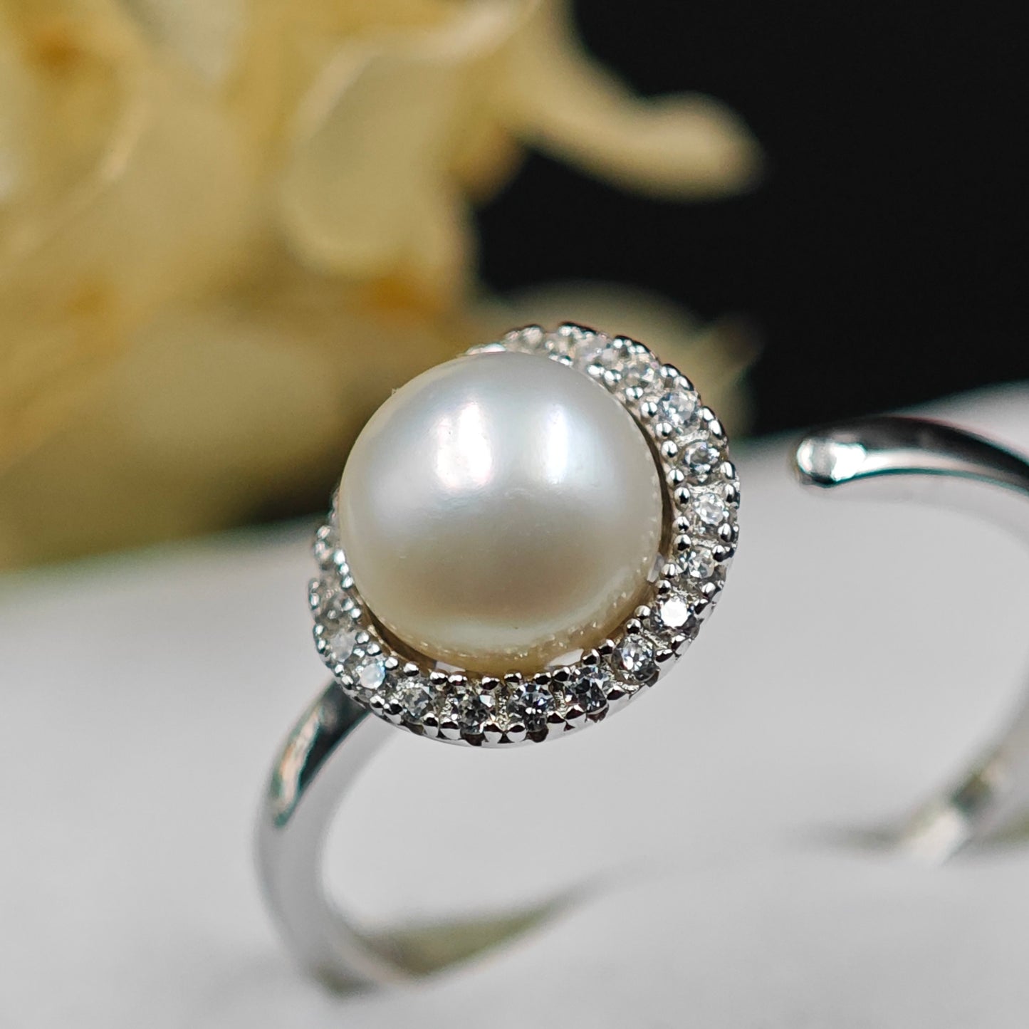 925 Sterling Silver Dome Pearl Ring with Diamond Border