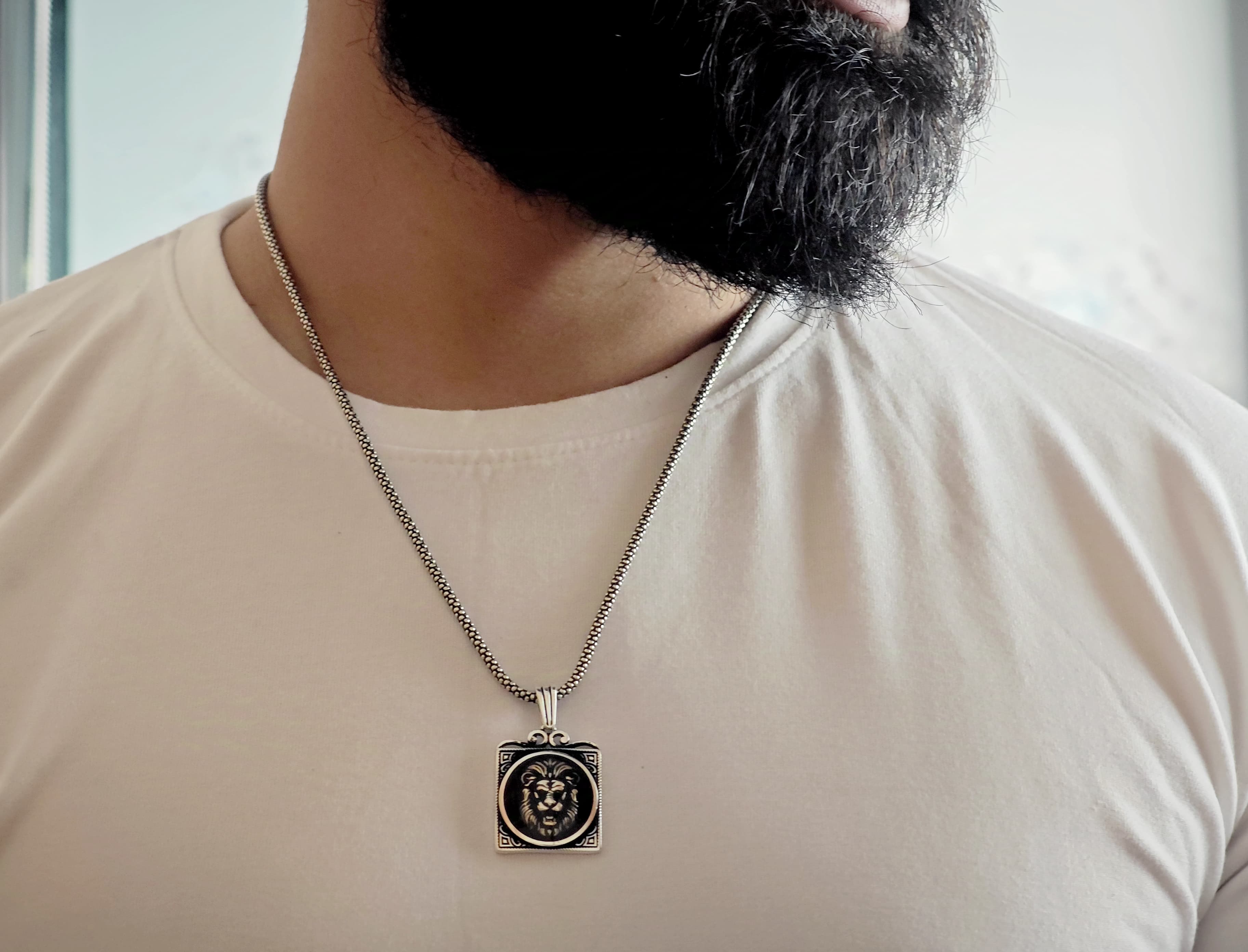 Lion Pendant(square edition with golden touch)