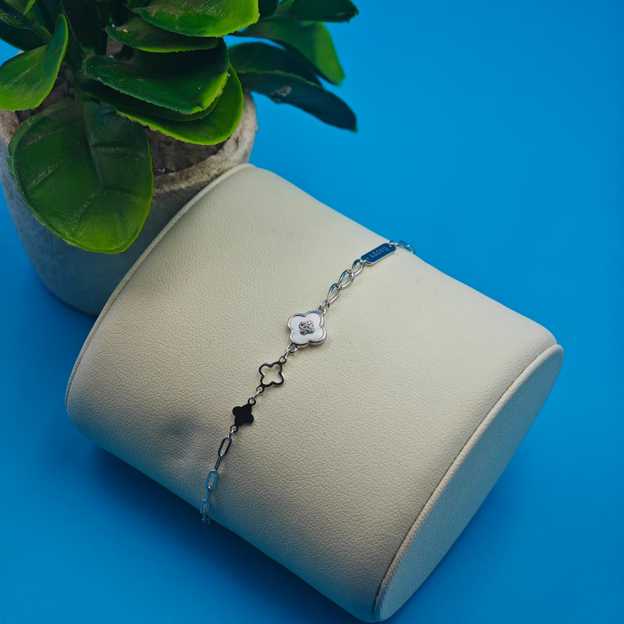 Minimal Charm