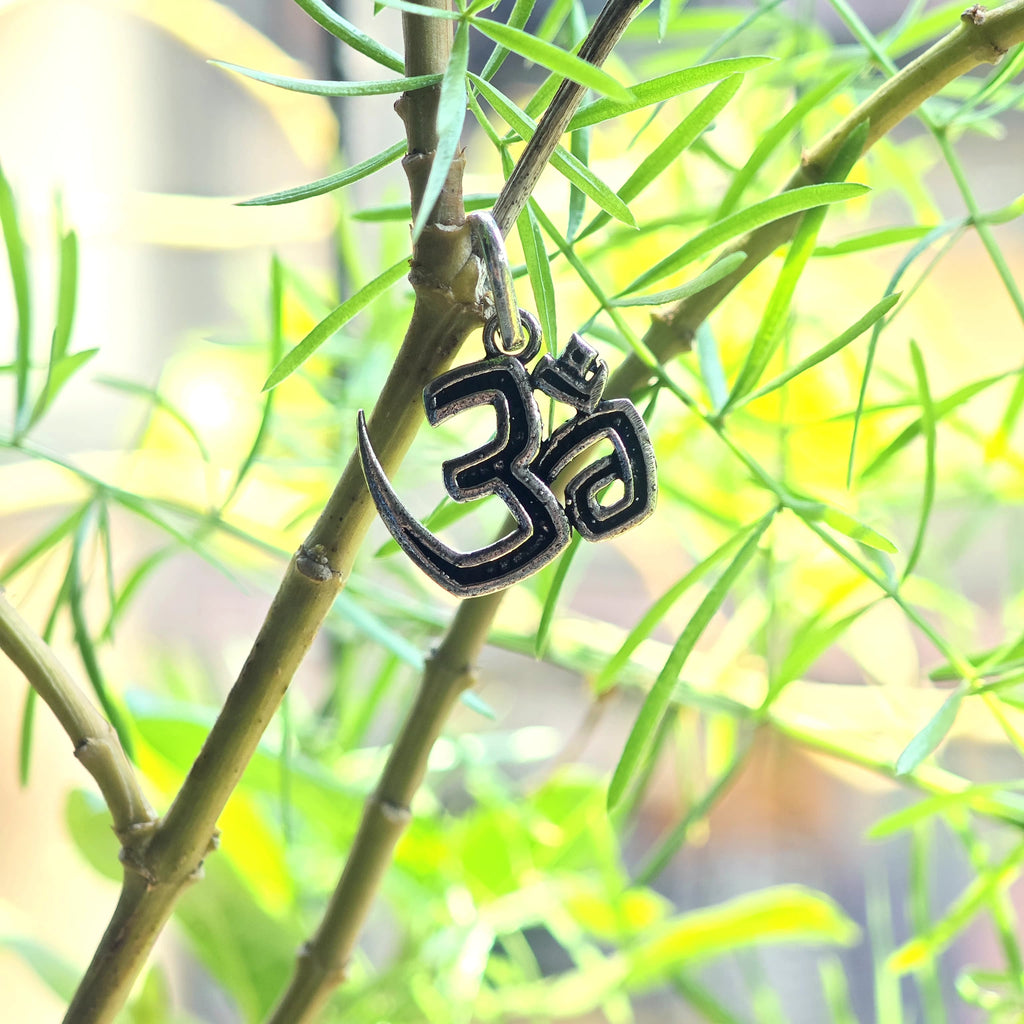 Om pure  925 silver pendant